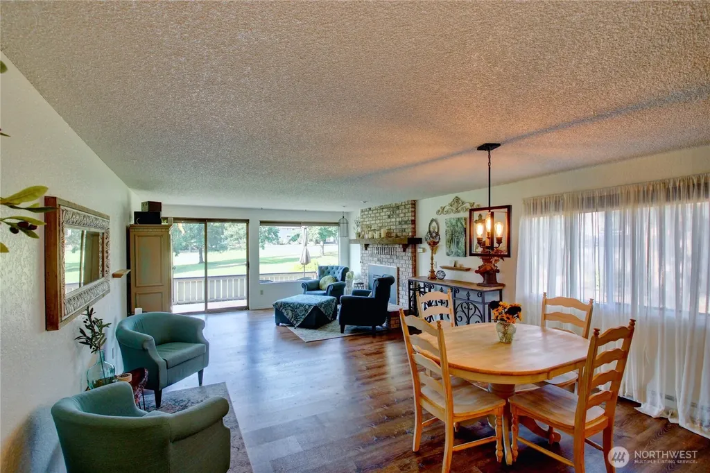 12492 Gwen Drive Burlington WA 98233