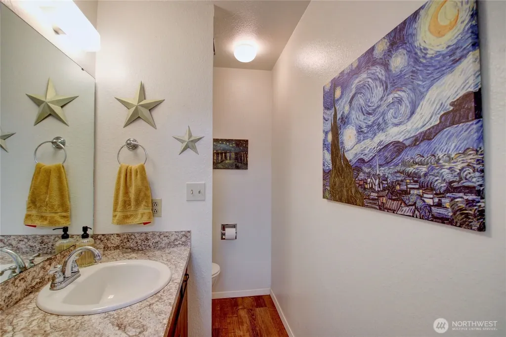 12492 Gwen Drive Burlington WA 98233
