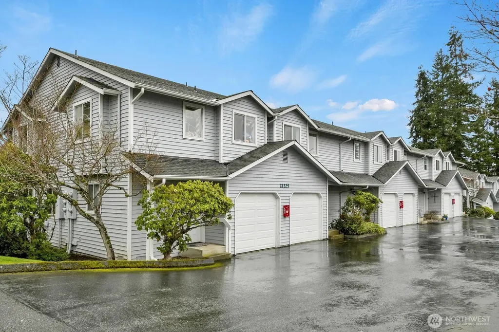 21225 76th Avenue W Edmonds WA 98026