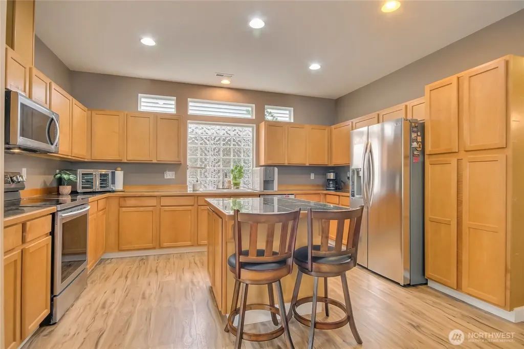 6626 Francis Avenue SE Auburn WA 98092