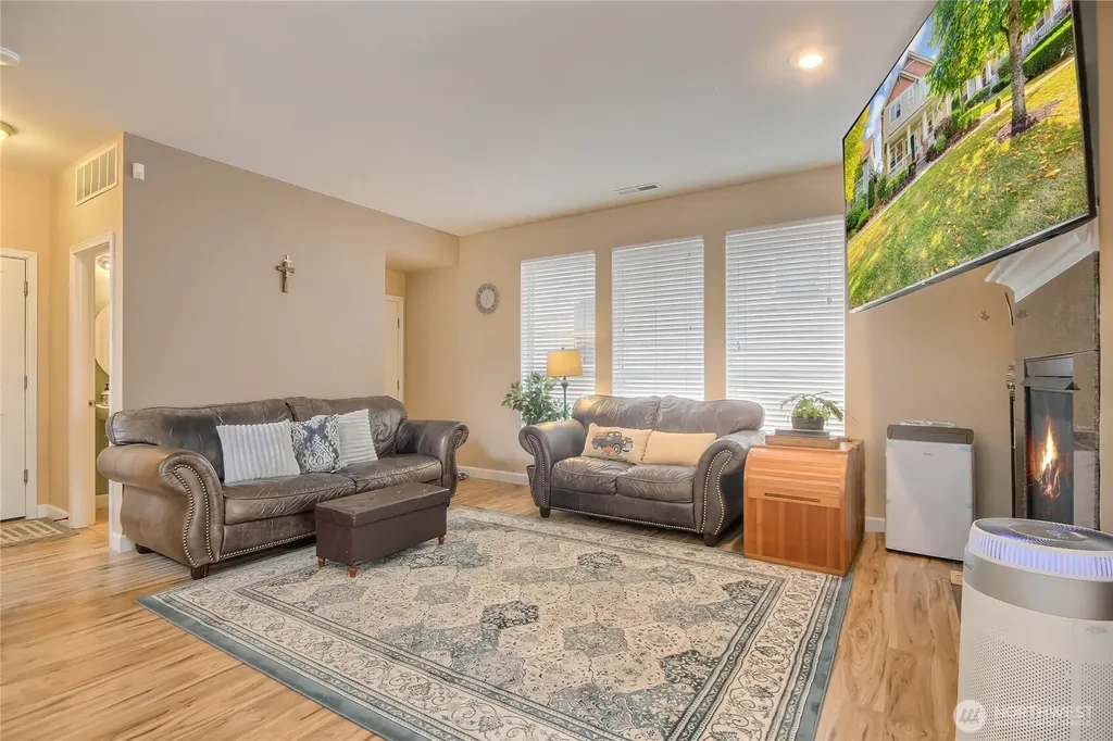 6626 Francis Avenue SE Auburn WA 98092