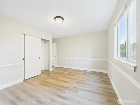 11805 1st Place Lake Stevens WA 98258