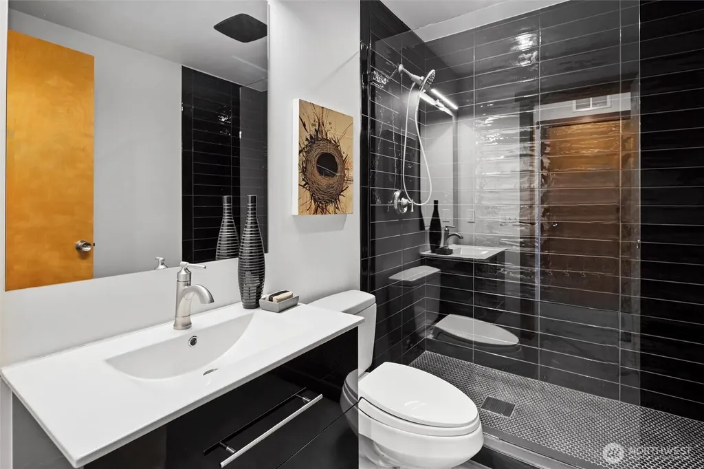 4502 55th Avenue NE Seattle WA 98105