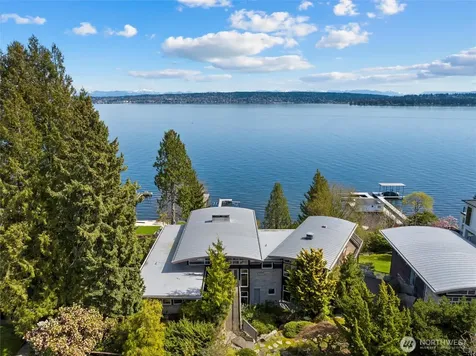 4502 55th Avenue NE Seattle WA 98105