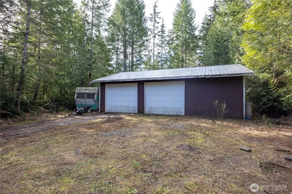 260 NE Kissin Tree Lane Tahuya WA 98588