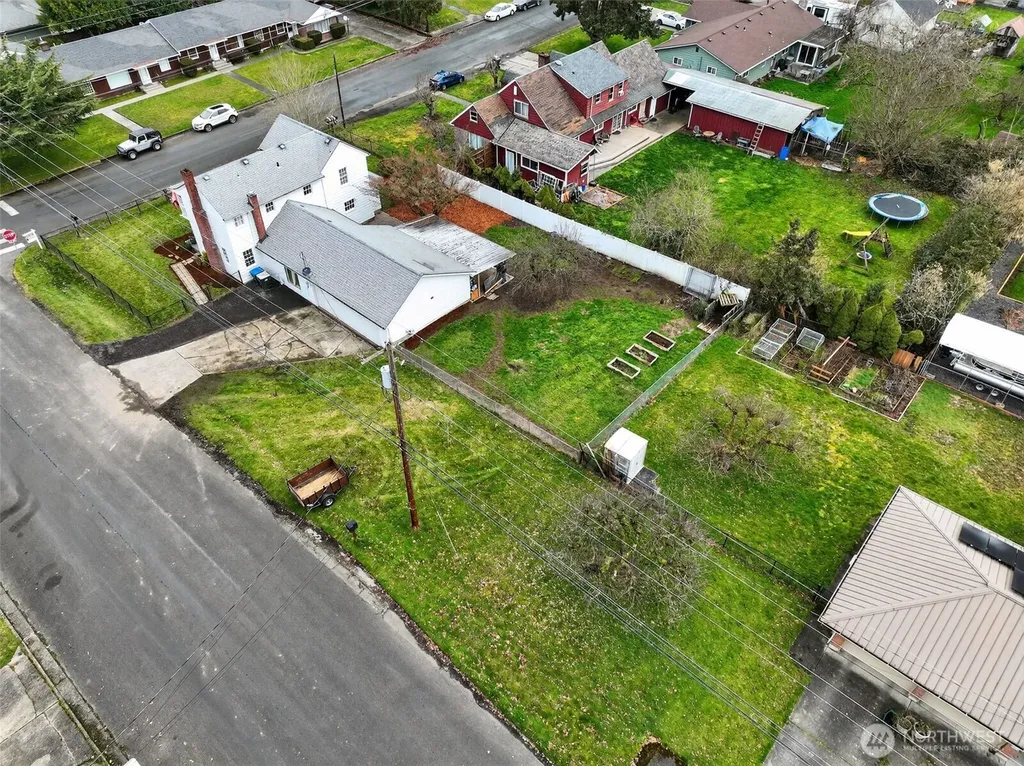 1615 SW Snively Avenue Chehalis WA 98532