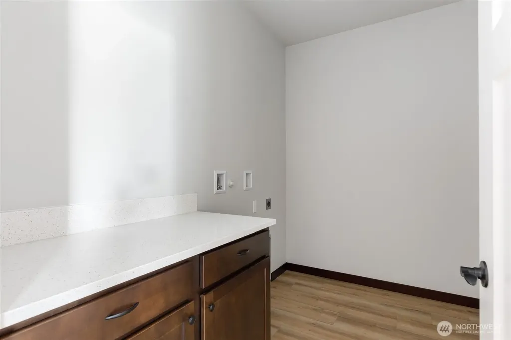 926 NW Shire Street Oak Harbor WA 98277