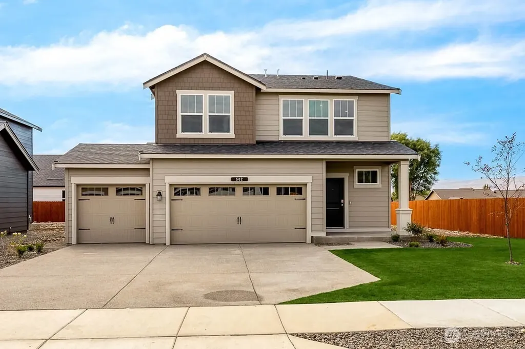 542 Wall Street Buckley WA 98321