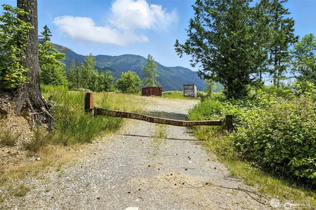 35022 SE 332nd Street Ravensdale WA 98051