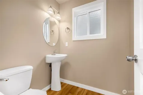 932 N 96th Street Seattle WA 98103