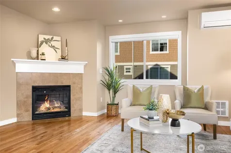 932 N 96th Street Seattle WA 98103