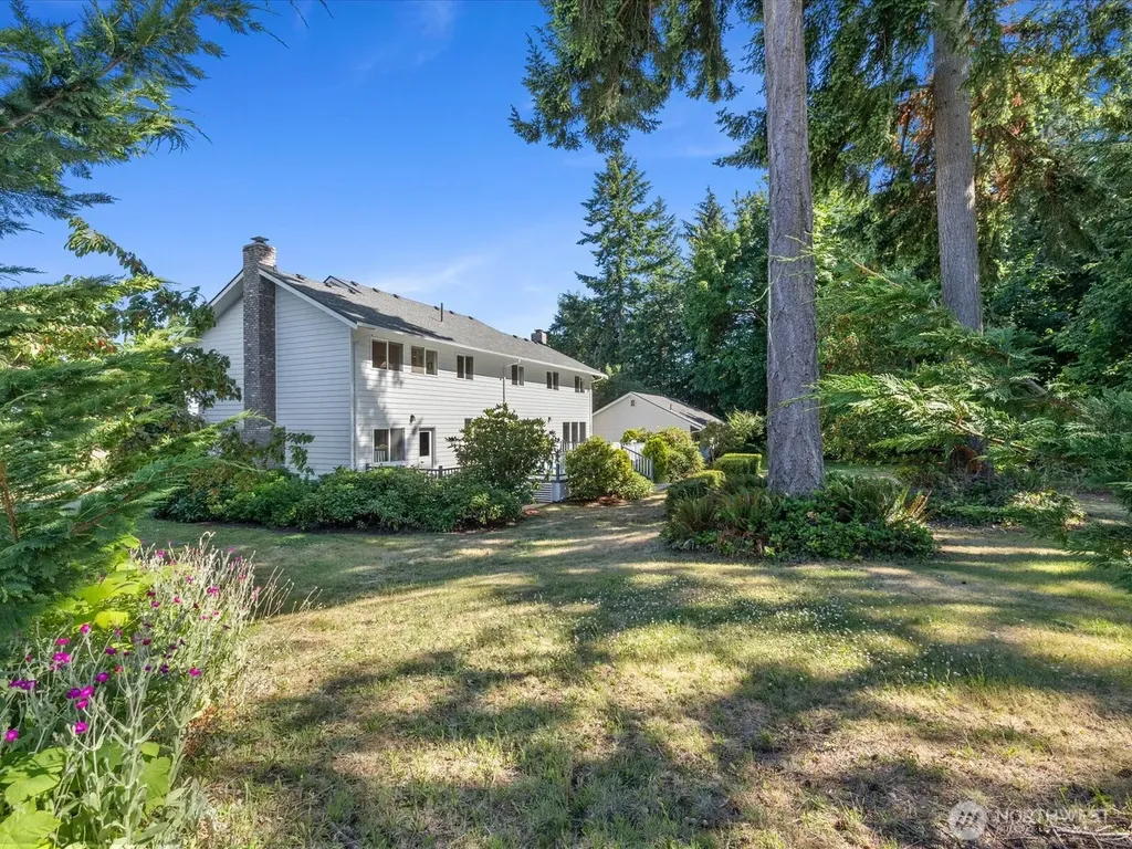 230 Rocky Mountain High Road Camano Island WA 98282