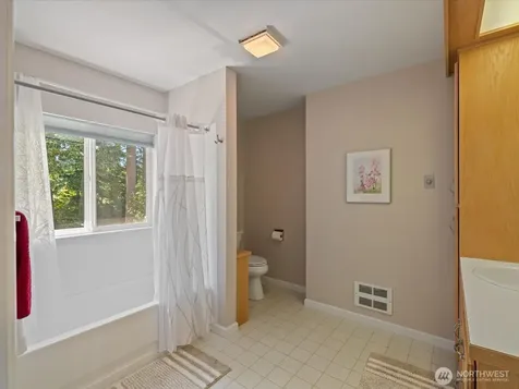 230 Rocky Mountain High Road Camano Island WA 98282