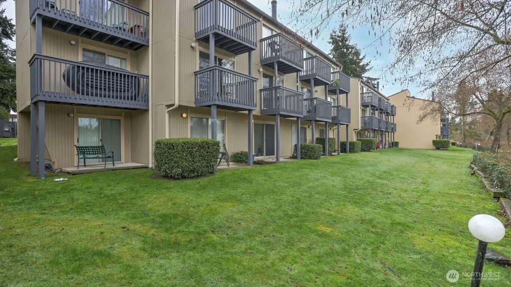 31003 14th Avenue S Federal Way WA 98003