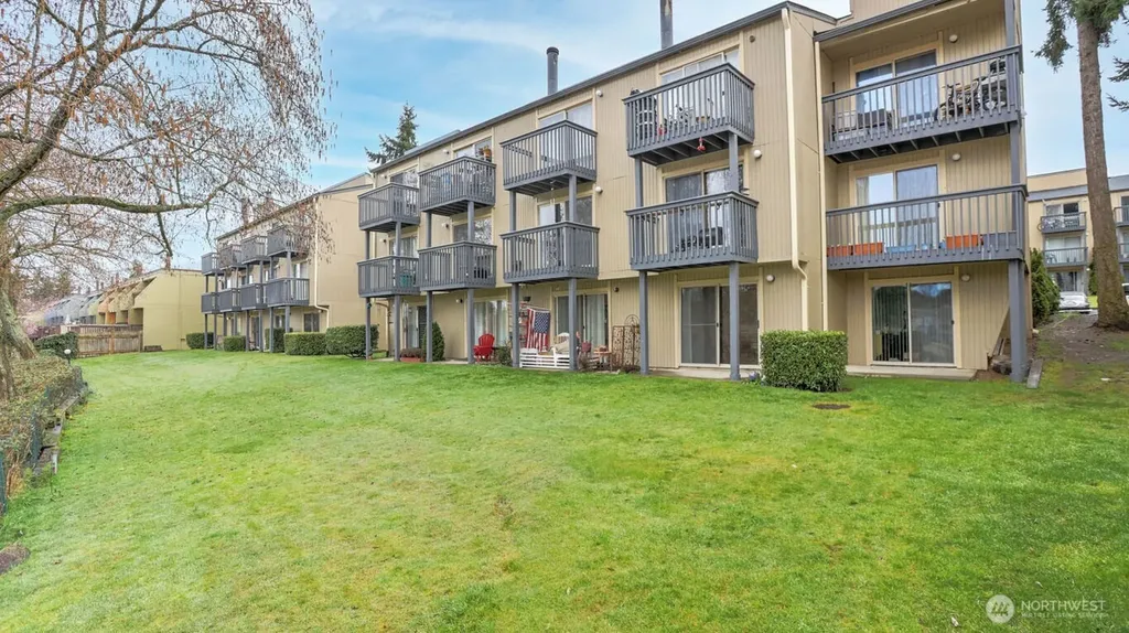 31003 14th Avenue S Federal Way WA 98003