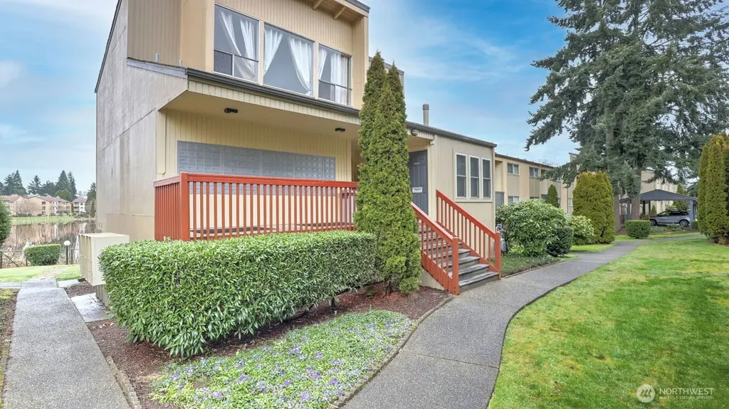 31003 14th Avenue S Federal Way WA 98003