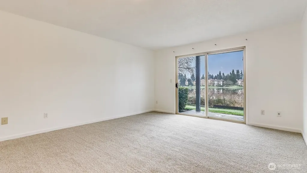 31003 14th Avenue S Federal Way WA 98003