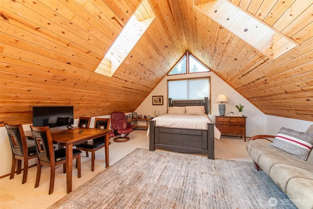 1733 E Woodhaven Port Angeles WA 98362