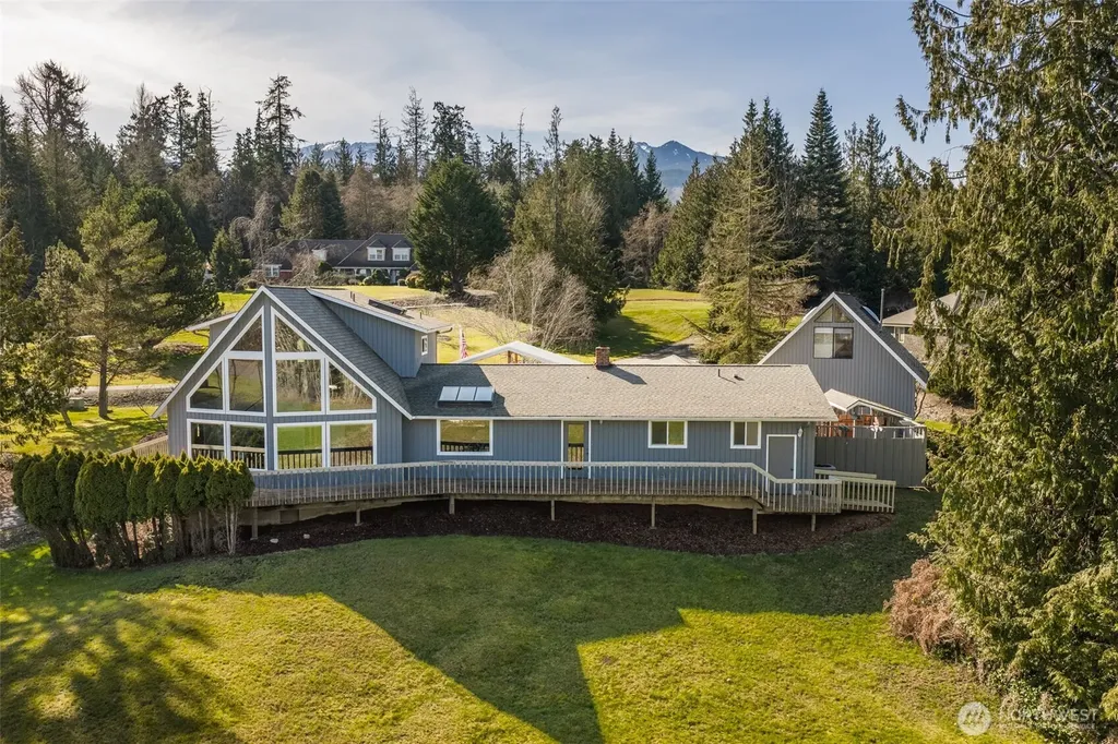 1733 E Woodhaven Port Angeles WA 98362