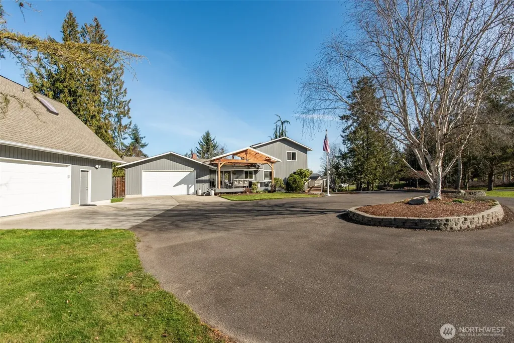 1733 E Woodhaven Port Angeles WA 98362