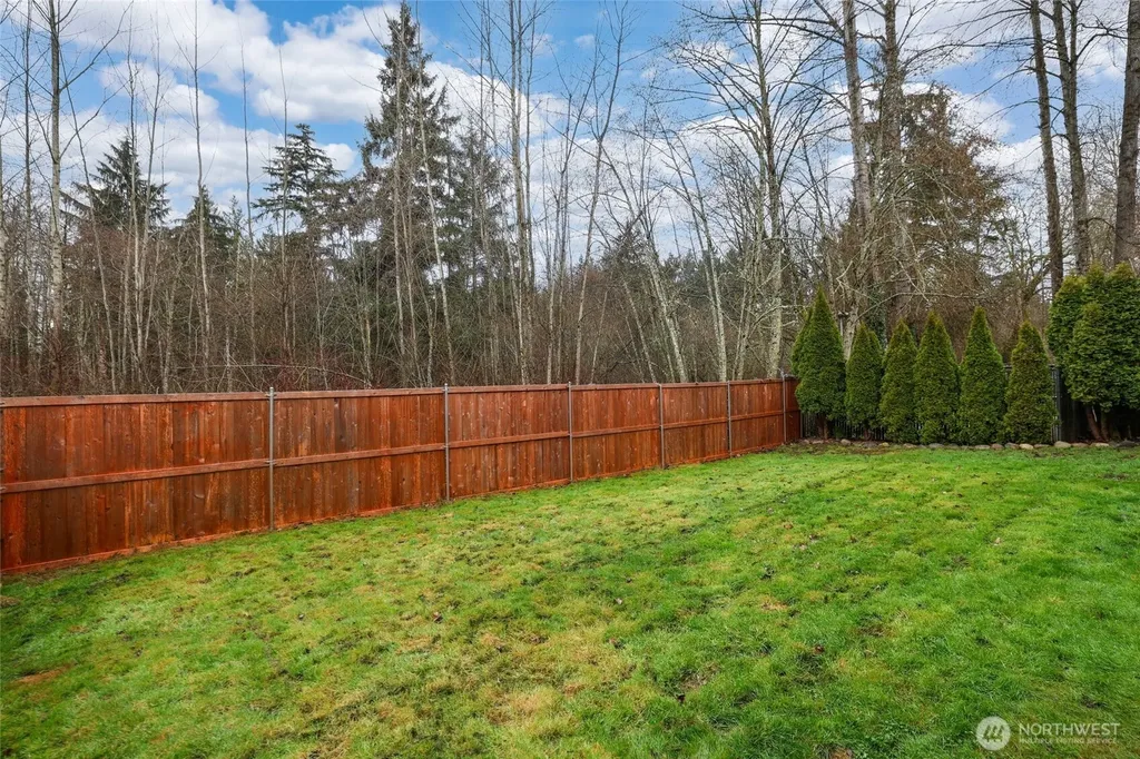 13701 SE 275th Place Kent WA 98042