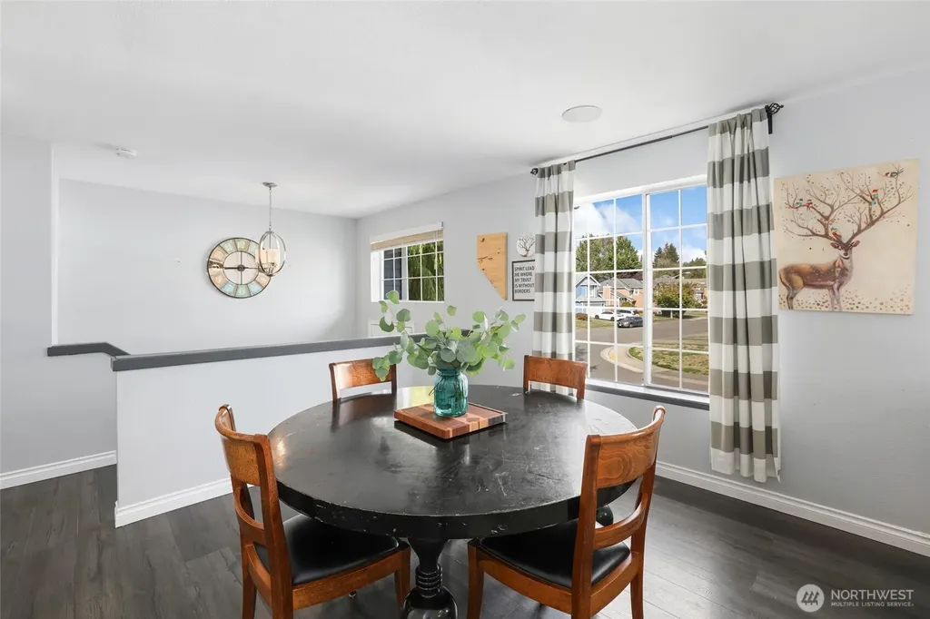 13701 SE 275th Place Kent WA 98042