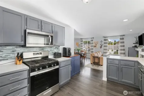 13701 SE 275th Place Kent WA 98042
