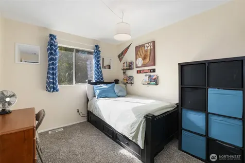 13701 SE 275th Place Kent WA 98042
