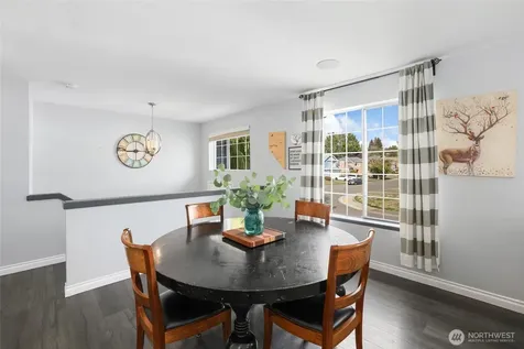 13701 SE 275th Place Kent WA 98042