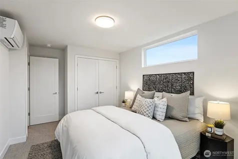 7336 27th Avenue NW Seattle WA 98117