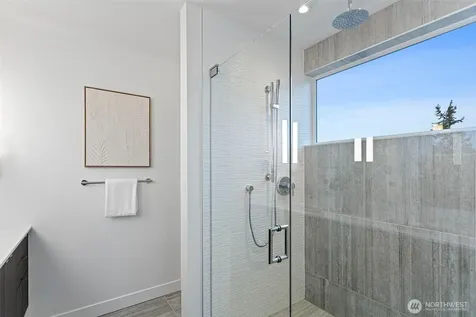 7336 27th Avenue NW Seattle WA 98117