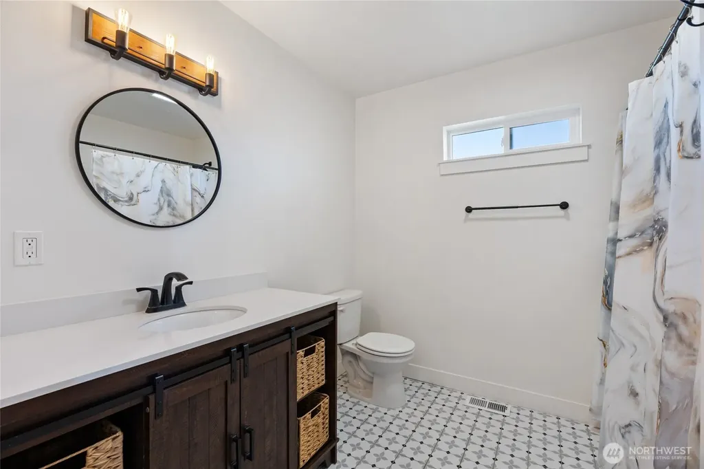 3063 Conarty Road Malaga WA 98828