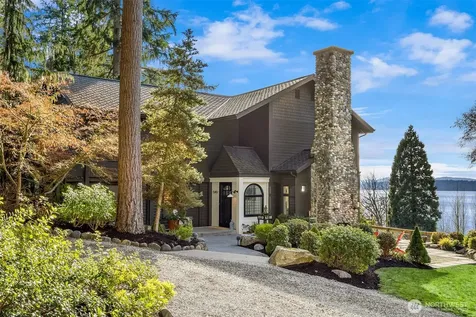 15451 Harvey Road NE Bainbridge Island WA 98110