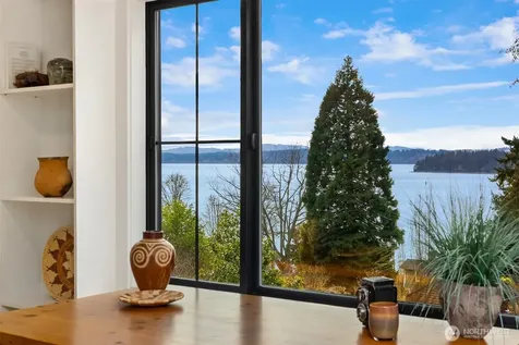 15451 Harvey Road NE Bainbridge Island WA 98110