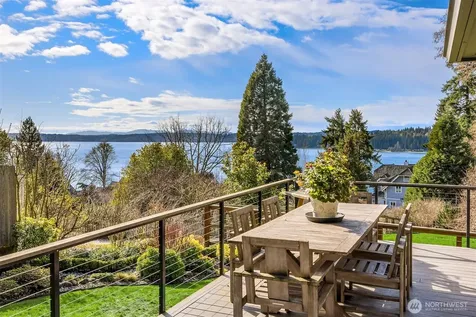 15451 Harvey Road NE Bainbridge Island WA 98110