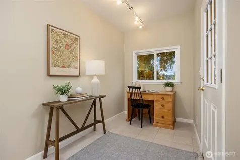 15451 Harvey Road NE Bainbridge Island WA 98110