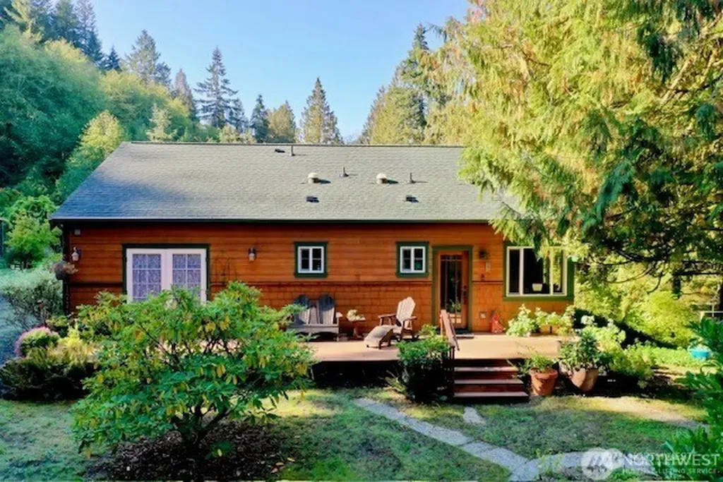 17717 E State Route 3 Allyn WA 98524