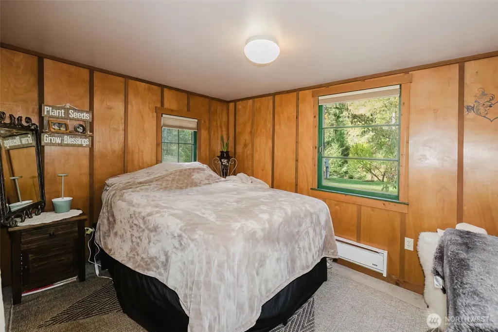 17717 E State Route 3 Allyn WA 98524