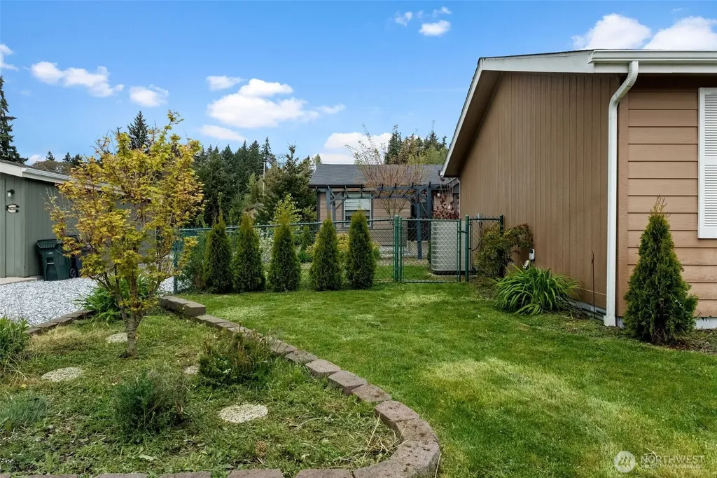 13814 21st Ave E Tacoma WA 98445