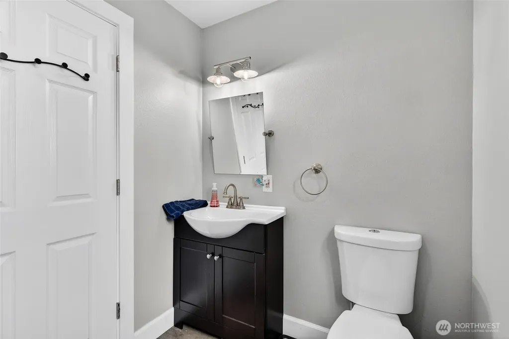 33612 J Place Ocean Park WA 98640