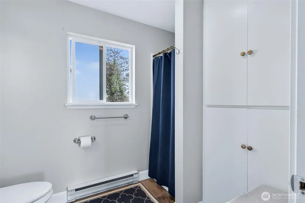 33612 J Place Ocean Park WA 98640