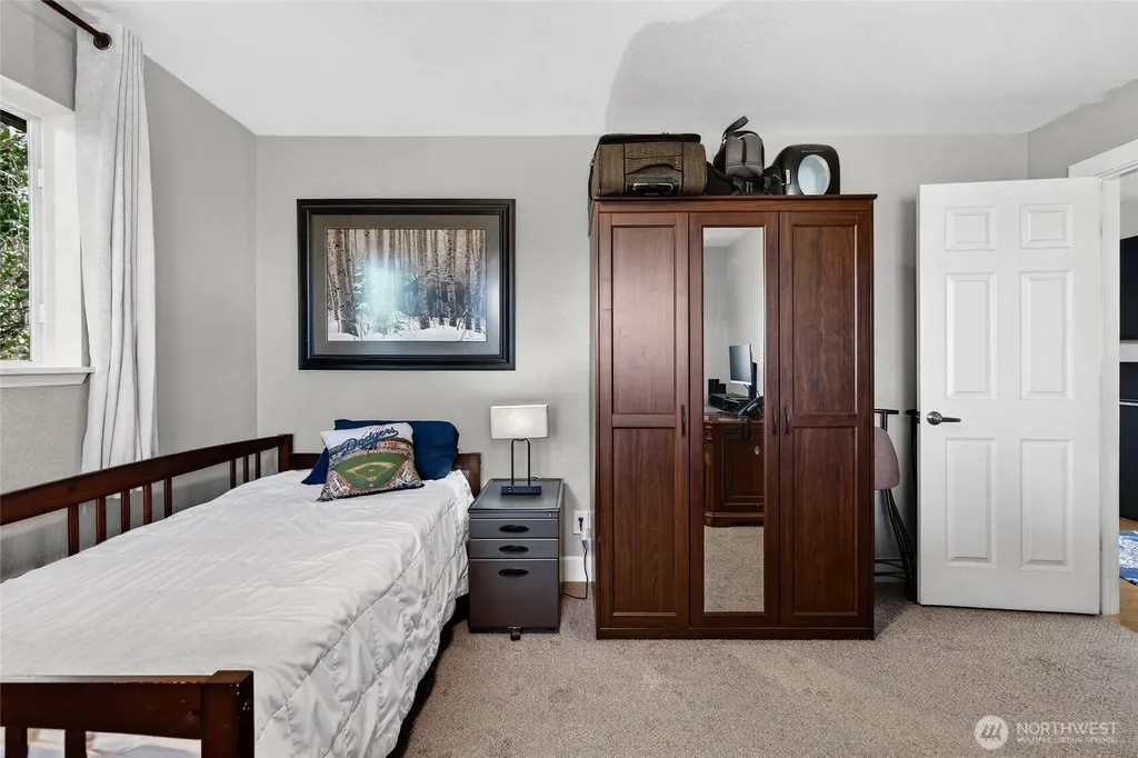 33612 J Place Ocean Park WA 98640