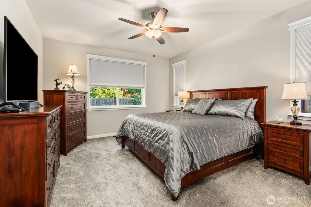 7412 Mirasett Street SW Tumwater WA 98512