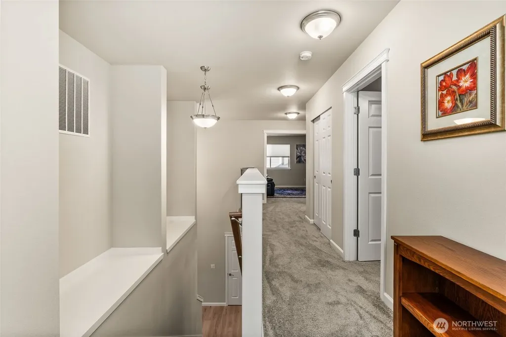 7412 Mirasett Street SW Tumwater WA 98512