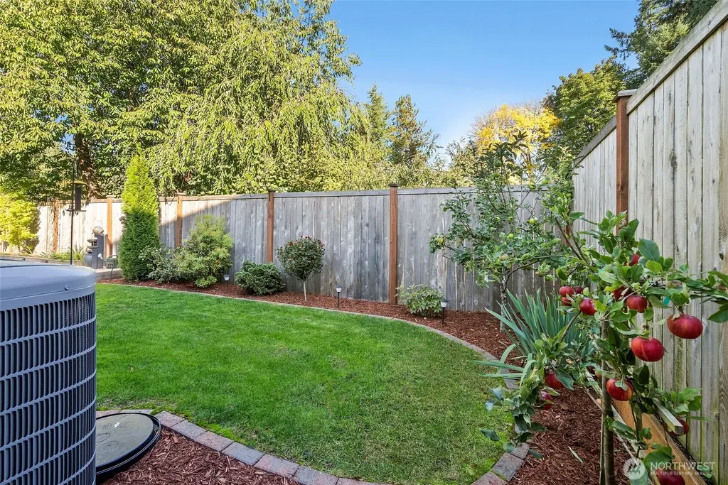 7412 Mirasett Street SW Tumwater WA 98512