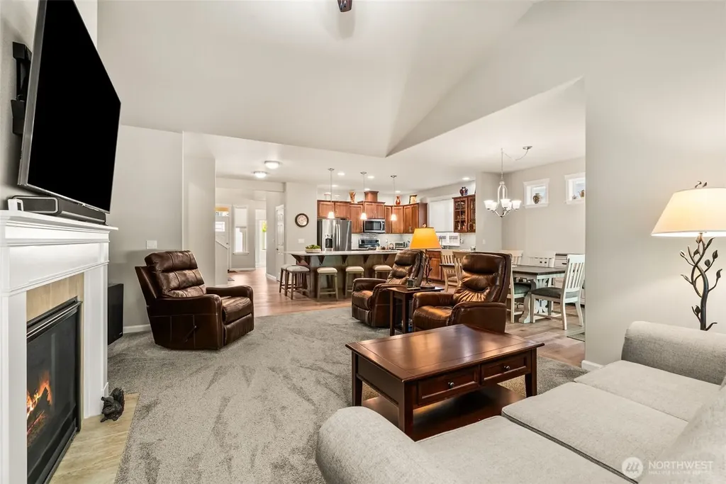 7412 Mirasett Street SW Tumwater WA 98512