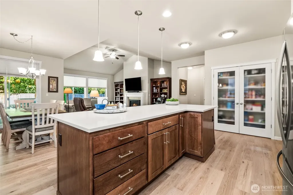 7412 Mirasett Street SW Tumwater WA 98512