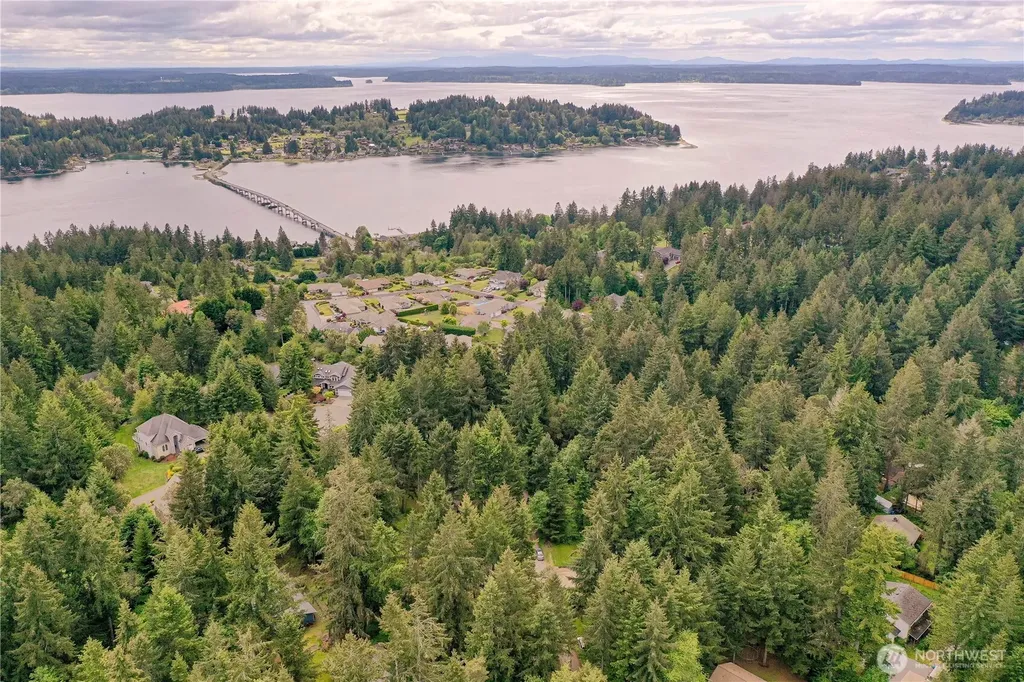 3214 77th Avenue NW Gig Harbor WA 98335