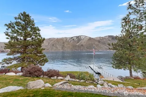 15107 N Lakeshore Drive Entiat WA 98822