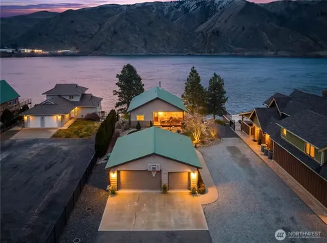 15107 N Lakeshore Drive Entiat WA 98822